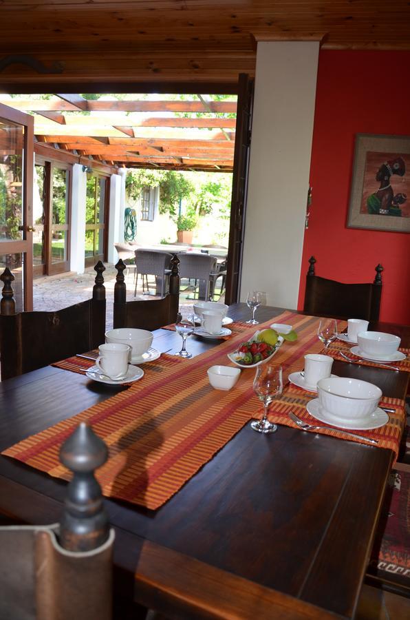 Bed and Breakfast The Blue Door Ґрейтон Екстер'єр фото
